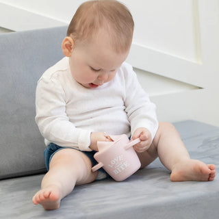 Love First Bite Happy Snacker - Blush | Bella Tunno