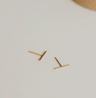Tiny Bar Studs 6mm / 14kt Gold Fill / Hello Adorn