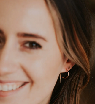 Mini Swoops Earrings / 14kt Gold / Hello Adorn