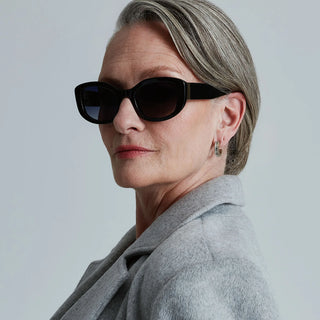 Miranda Black Grey Gradient Sunglasses // DIFF