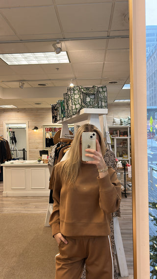 Nell Travel Crew Neck Sweatshirt - Mocha // Perfect White Tee