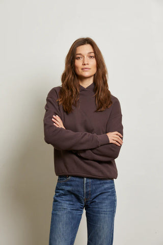 Heart Fleece Pullover Hoodie / Cocoa / Perfect White Tee