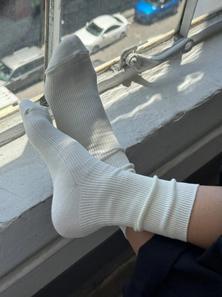 Crisp Step Socks // Le Bon Shoppe
