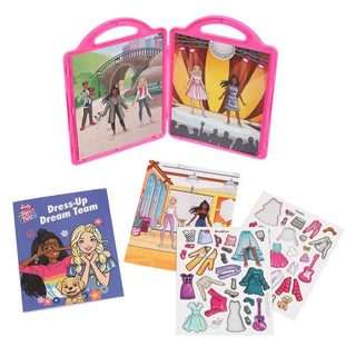 Barbie It Takes Two: Dress-Up Dream Team Kit