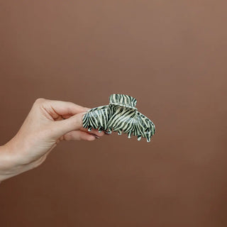 House of Her Zebra Acetate Claw Clip - Kaxi
