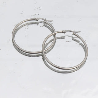 Round Tube Hoop Earrings 25mm Silver 18k PVD