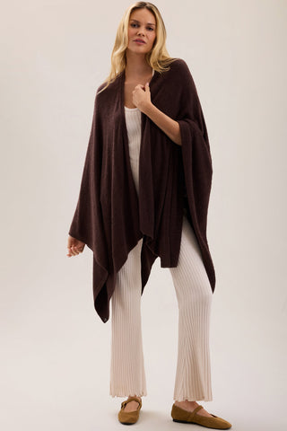 CozyChic Lite Weekend Wrap - Umber // Barefoot Dreams