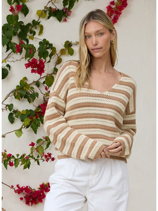 Everts Striped V-Neck- Sand Combo / Stitches and Stripes