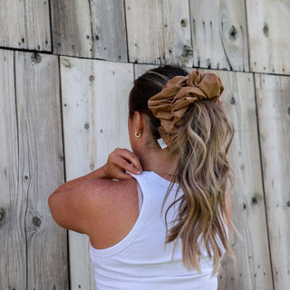 Kaxi Suede Jumbo Scrunchie