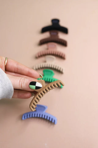 Kaxi Matte Mini Hold Everything Claw Clip