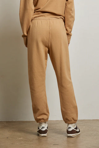 Stevie Cotton Fleece Sweatpant - Suede | Perfect White Tee