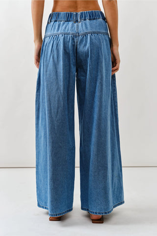 Alice Front Button Down Flare Jeans - Medium Wash