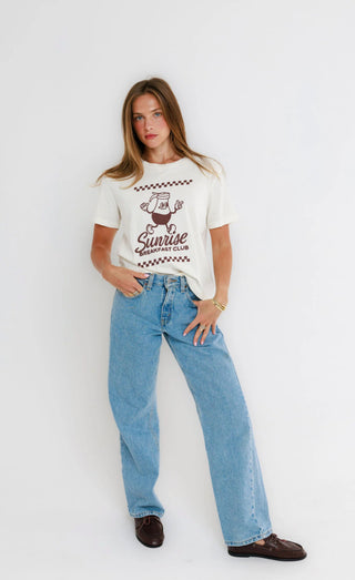 Sunrise Breakfast Club Everyday Tee | Sunny Somewhere