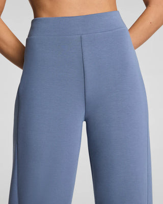 AirEssentials Barrel Leg Pant - Rain // Spanx