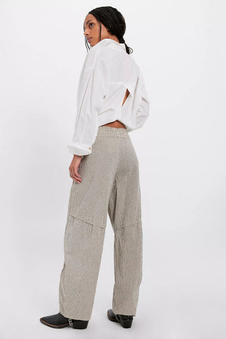 Something Good Pull-On Barrel Pant - Ivory Combo // Free People