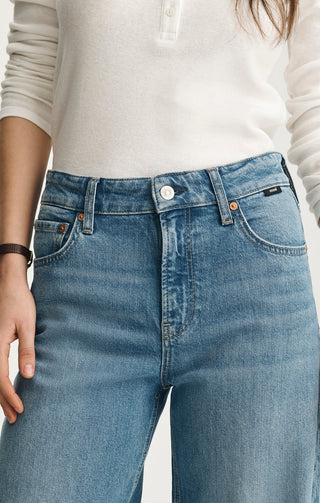 Nica Crop High Rise Crop Barrel - Light Brushed Classic Blue