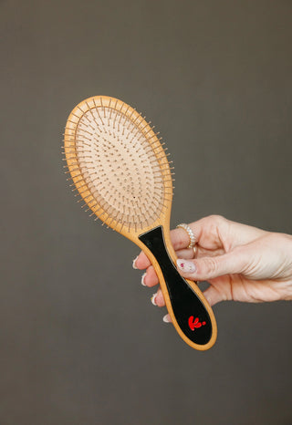 Kaxi Mom Hair Brush + Midi Claw Clip Set