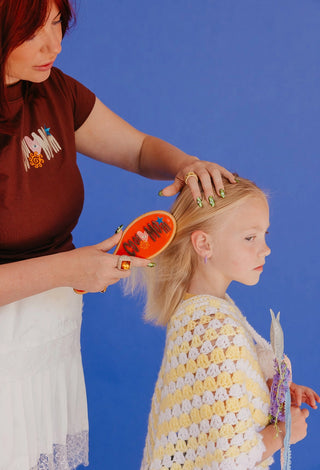 Kaxi Mom Hair Brush + Midi Claw Clip Set