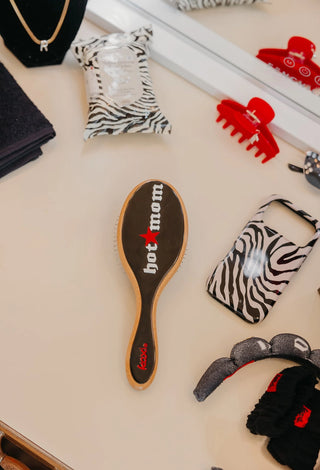 Kaxi Mom Hair Brush + Midi Claw Clip Set