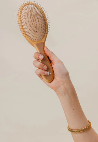 Kaxi Mom Hair Brush + Midi Claw Clip Set