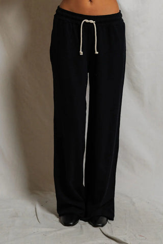 Shakira Japanese Structured Pant - True Black // Perfect White Tee