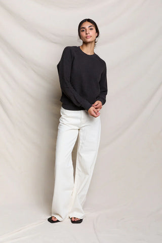 Ziggy Regular Fit Reverse Fleece Crewneck - Vintage Black // Perfect White Tee