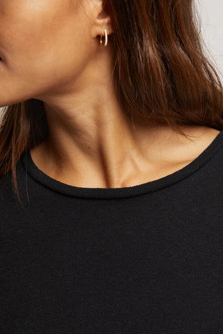 Lisa Cotton SS Fitted Tee - True Black // Perfect White Tee
