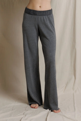 Marley Reverse Fleece Pant - Dark Heather Grey // Perfect White Tee