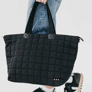 Day Dreamer Quilted Tote Bag // Pretty Simple