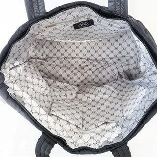 Day Dreamer Quilted Tote Bag // Pretty Simple