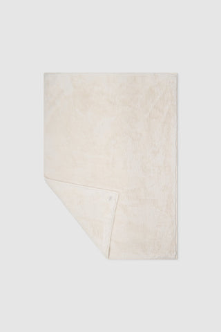 Cloud Faux Fur Throw - Cream // Barefoot Dreams