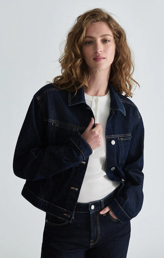Sadie Night Rinse Classic Blue Trucker Jacket // Mavi
