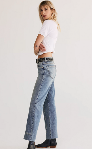 Free People Risk Taker Mid-Rise Jeans- Mantra