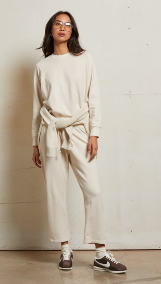 Jamaica Beach Fleece Straight Leg Drawstring Pant  / Sugar / Perfect White Tee