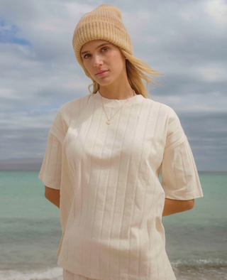 Cass Short Sleeve Top / White Cap / Billabong