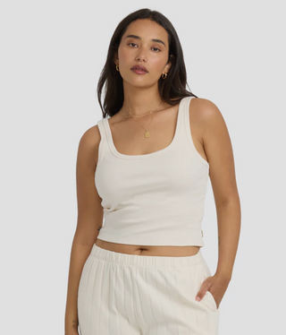 Goddess Knit Tank / White Cap / Billabong