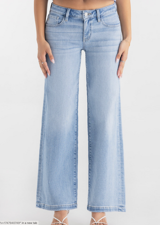 Wiley Wide Leg Jeans / Light Blue / Miss Me