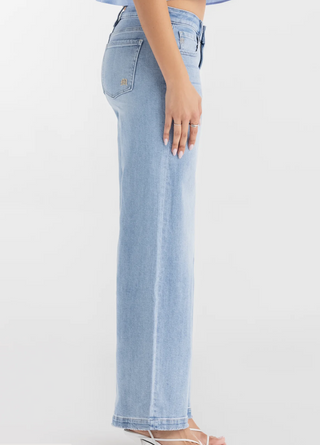 Wiley Wide Leg Jeans / Light Blue / Miss Me