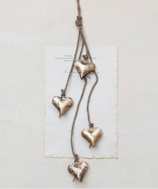 Metal Hearts Cluster w/ Jute Rope / Brass Finish