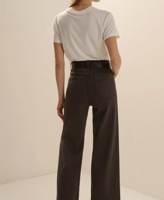 The Collegiate Classic Tee-White-Espresso//Favorite Daughter