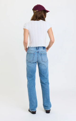 Rebel Mid Rise Slim Straight-Denim//DAZE
