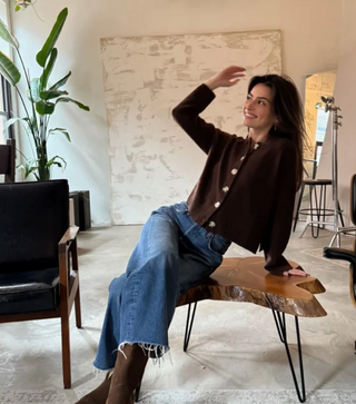 Nina Cashmere Crew Neck Cardigan-Chocolate//Archer
