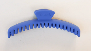 Kaxi Matte Midi Hold Everything Claw Clip