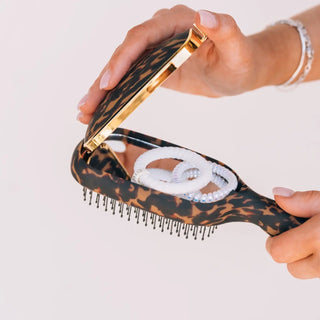 Detagnler Hair Brush For Thick Hair - Tortoise // Teleties
