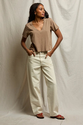Beckett Jersey SS V-Neck Tee - Mocha // Perfect White Tee