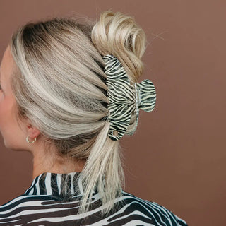 House of Her Zebra Acetate Claw Clip - Kaxi