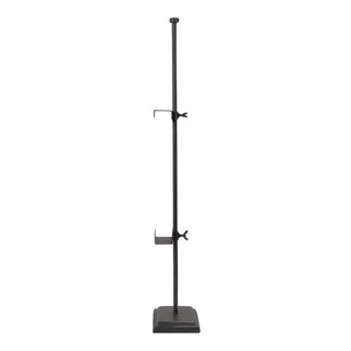 Adjustable Metal Scalloped Easel - Black