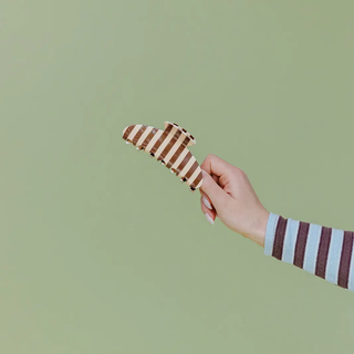 Brown & Cream Striped Oversized Claw // Kaxi