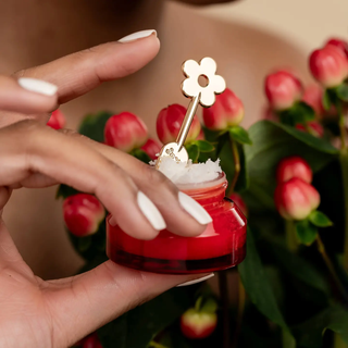 Lip Care Spatula - Gold Daisy // Poppy & Pout