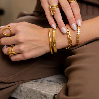 Flora Bracelet - Gold // Sahira
